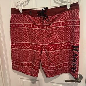 Hurley Maroon Patterned Men's Board/Swim Shorts. 36